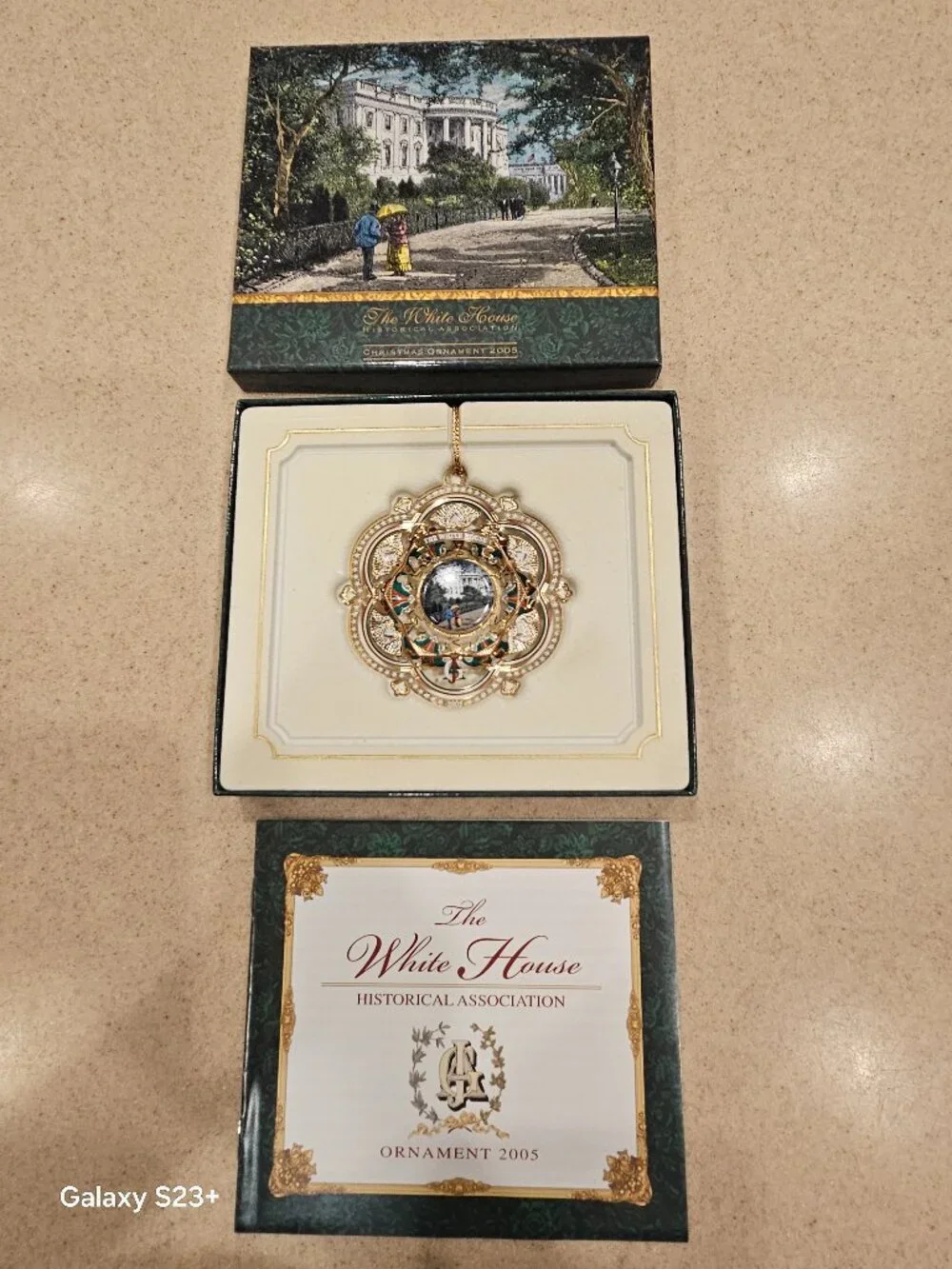 2005 THE WHITE HOUSE HISTORICAL ASSOCIATION CHRISTMAS HOLIDAY ANNUAL ORNAMENT